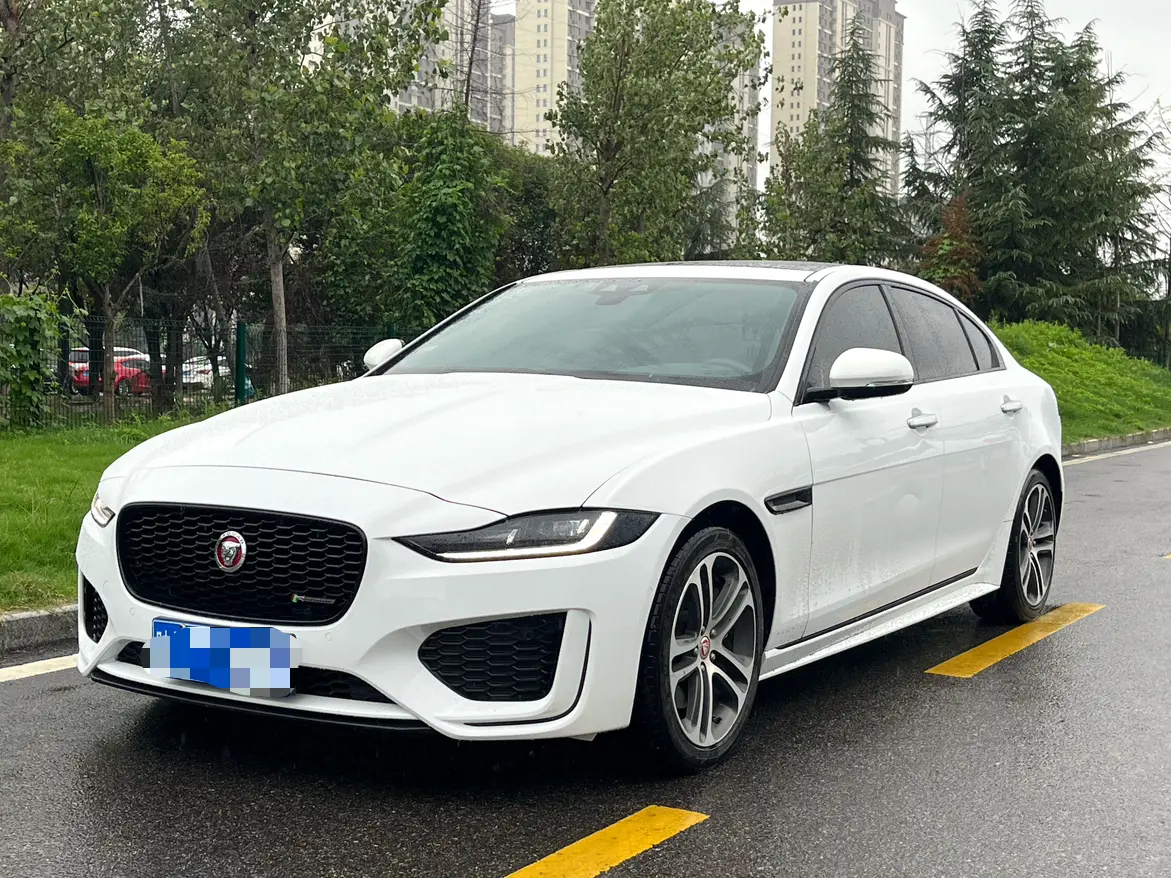 Jaguar XEL