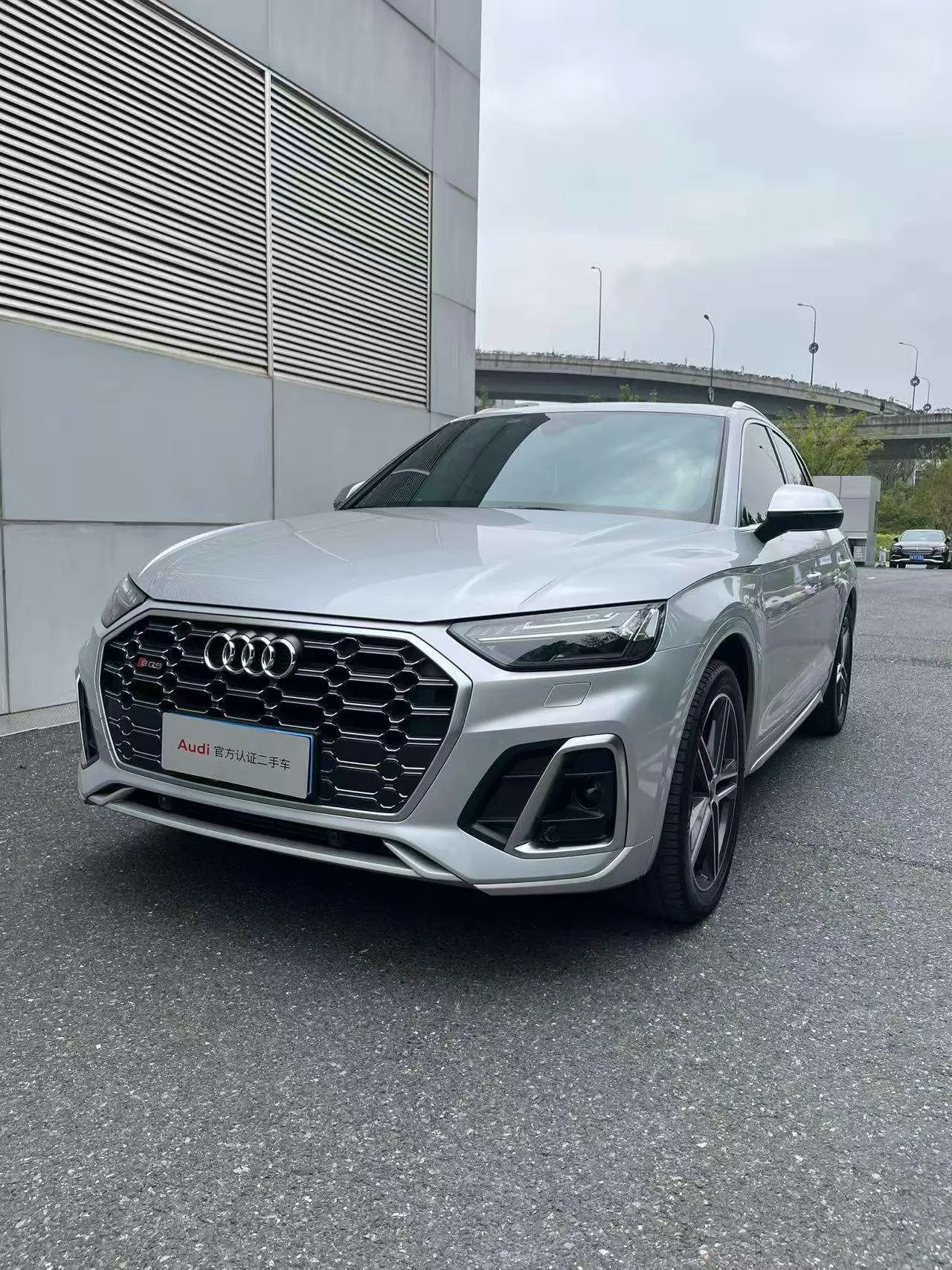 Audi SQ5  из Китая
