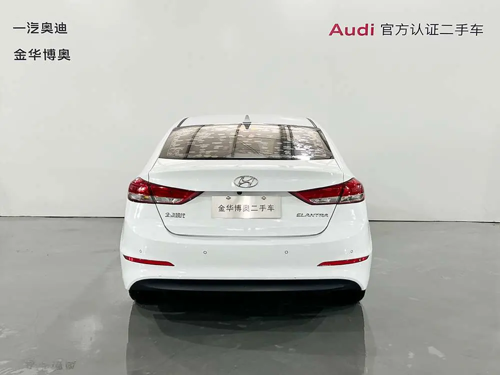 Hyundai Lead