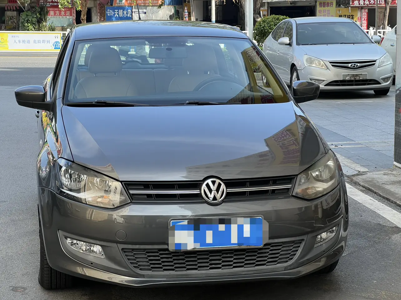Volkswagen Polo  из Китая