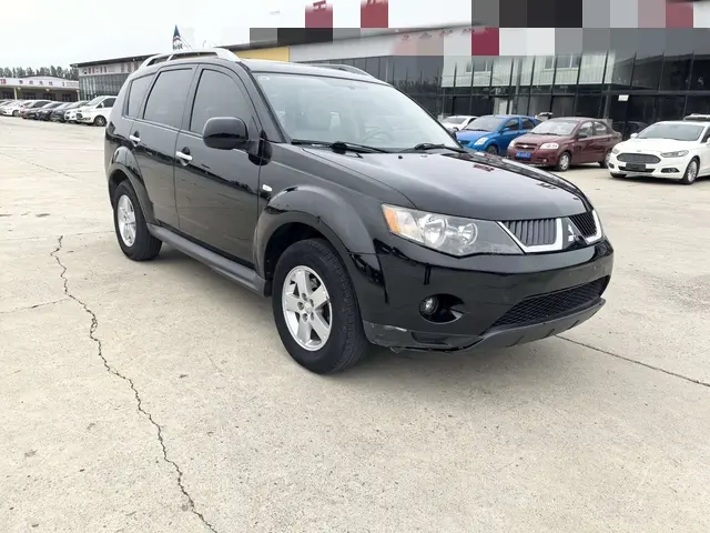 Mitsubishi Outlander (imported)