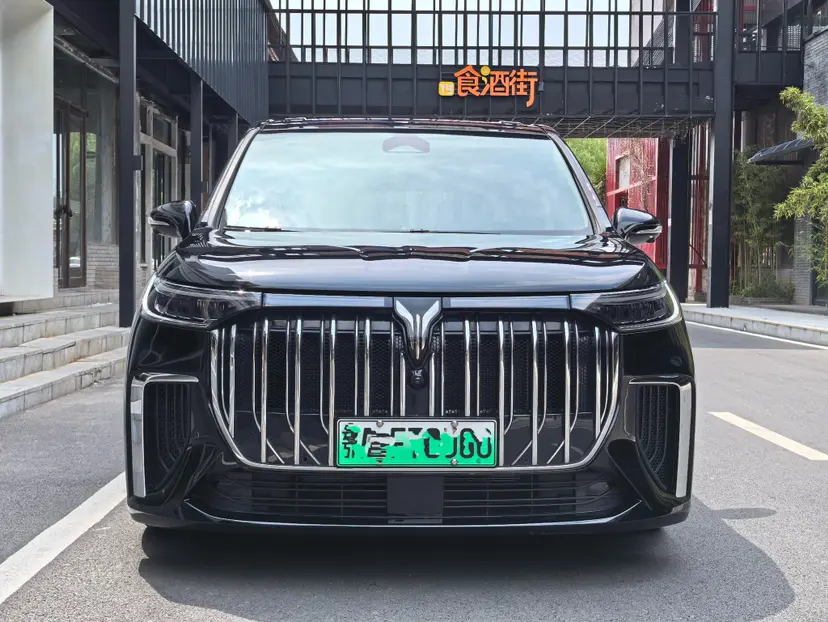 Voyah Lantu Dreamer PHEV  из Китая