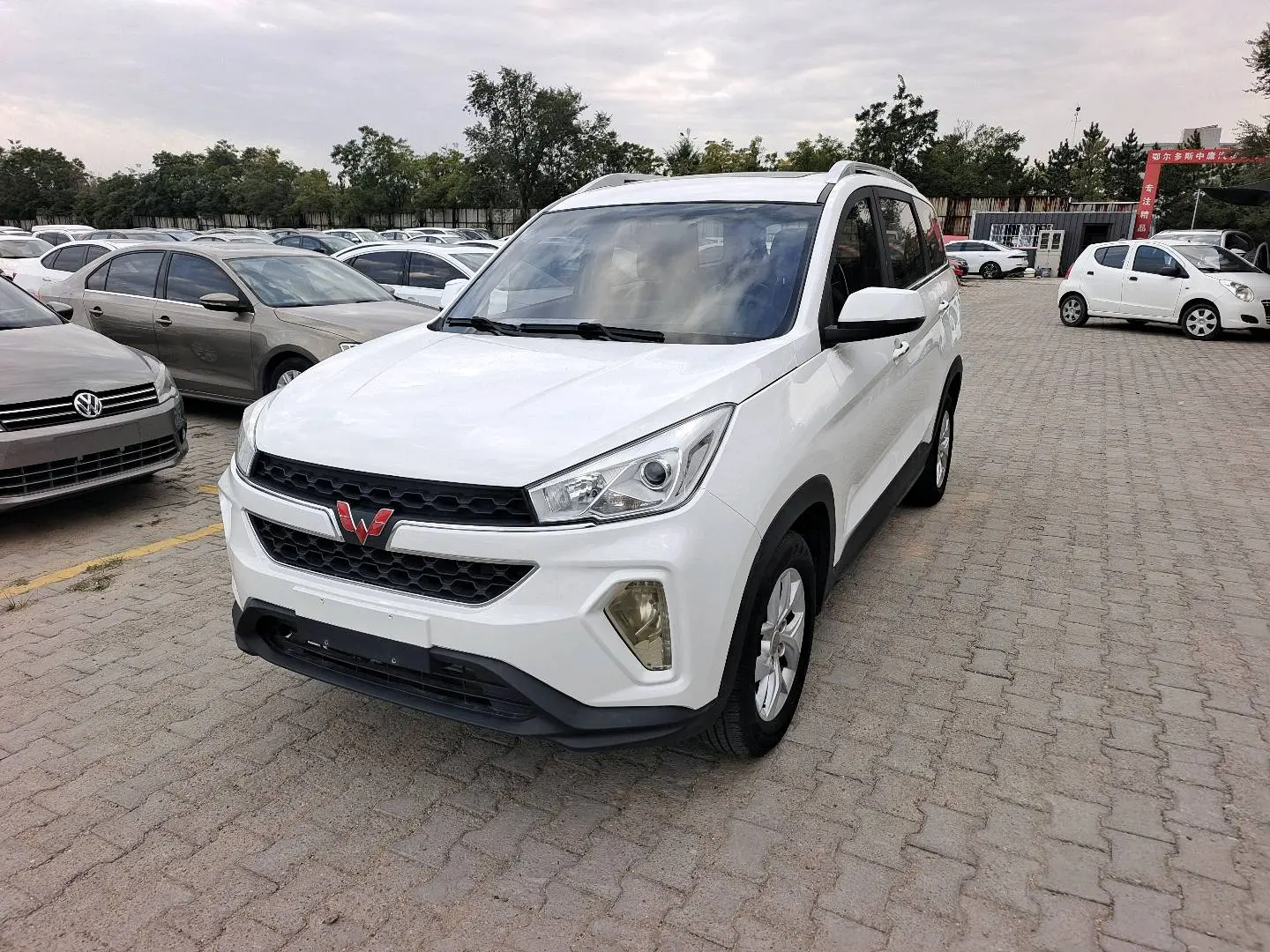 Wuling Hongguang S3  из Китая