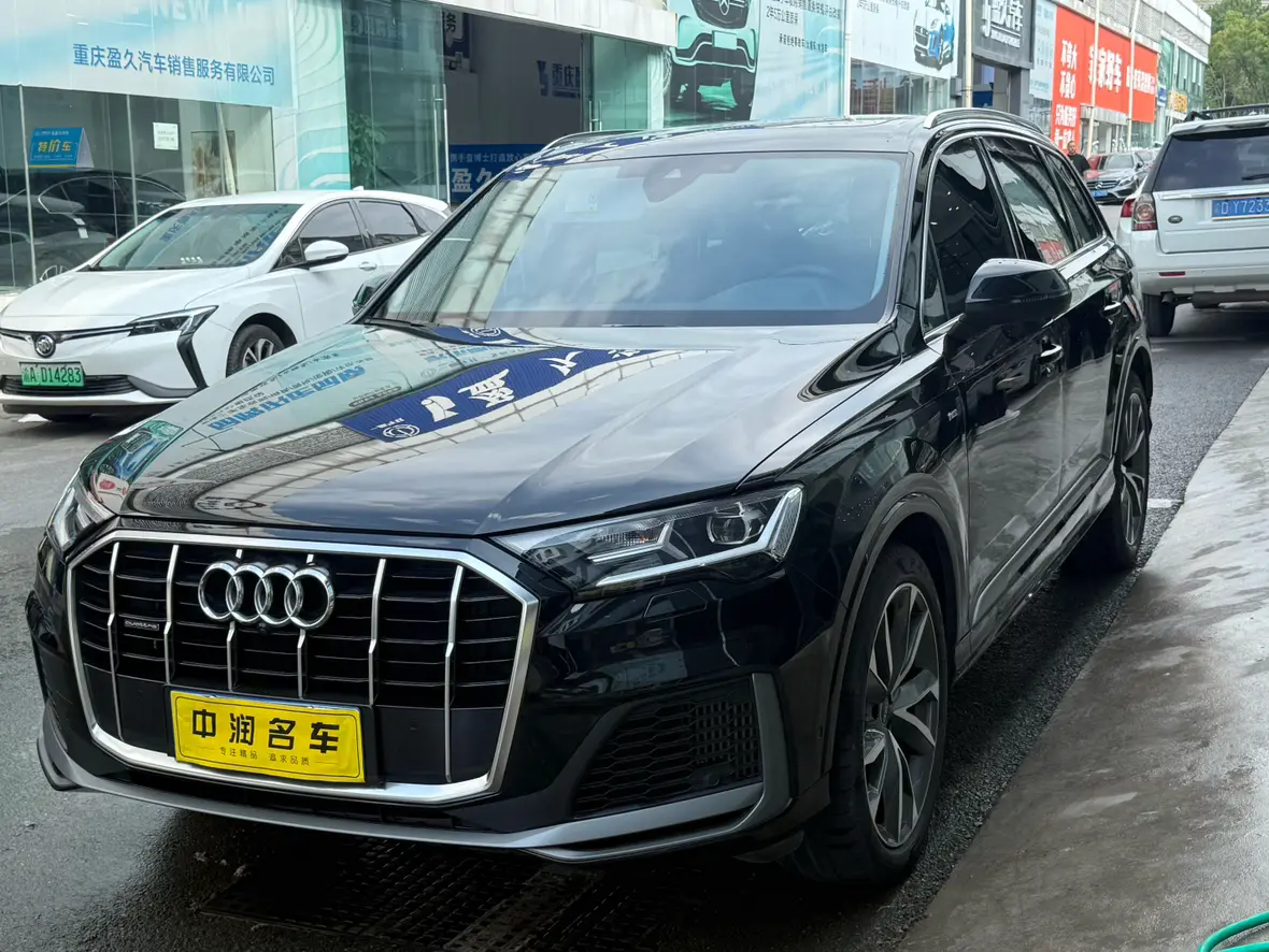 Audi Q7