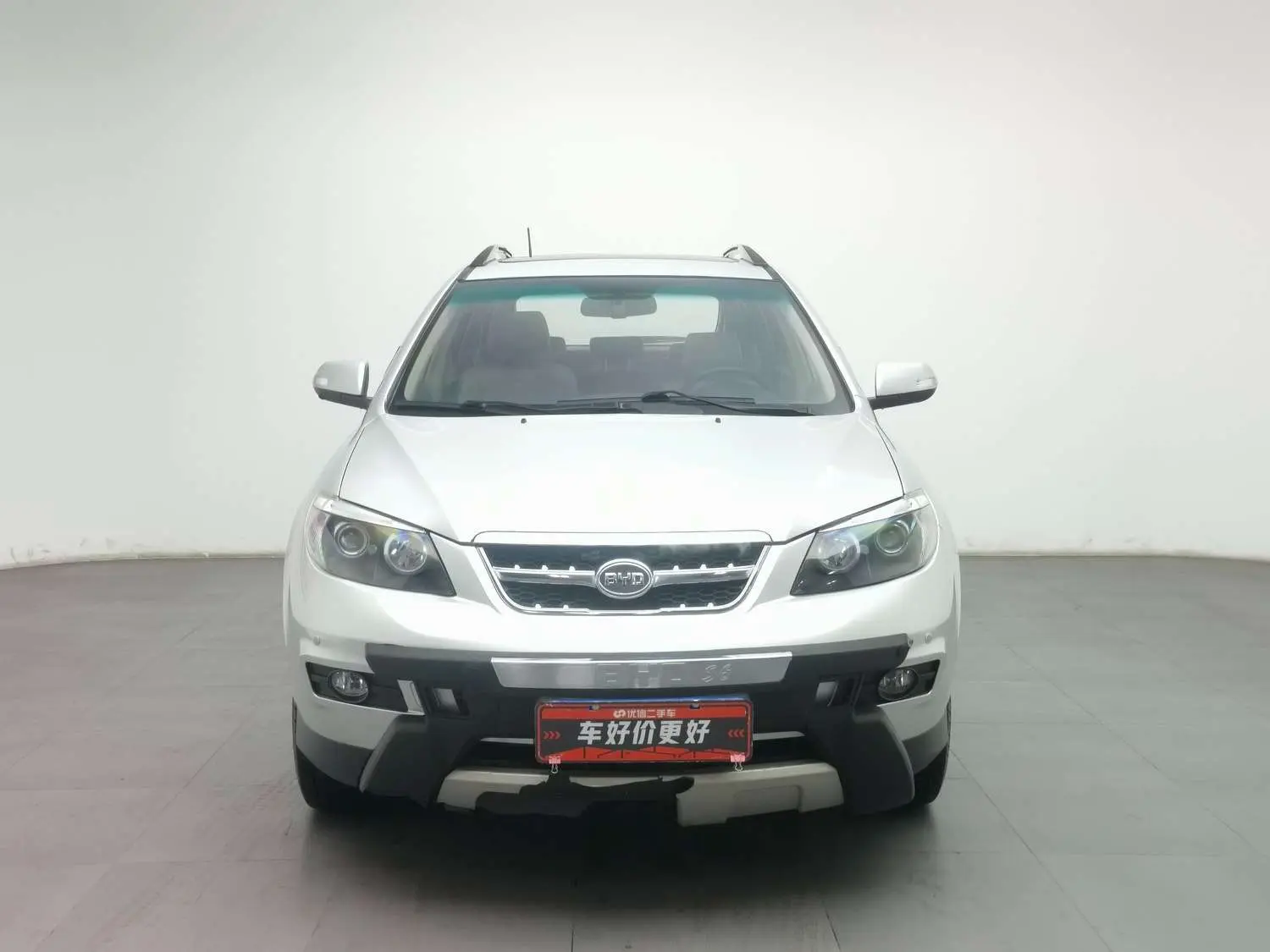 BYD S6  из Китая