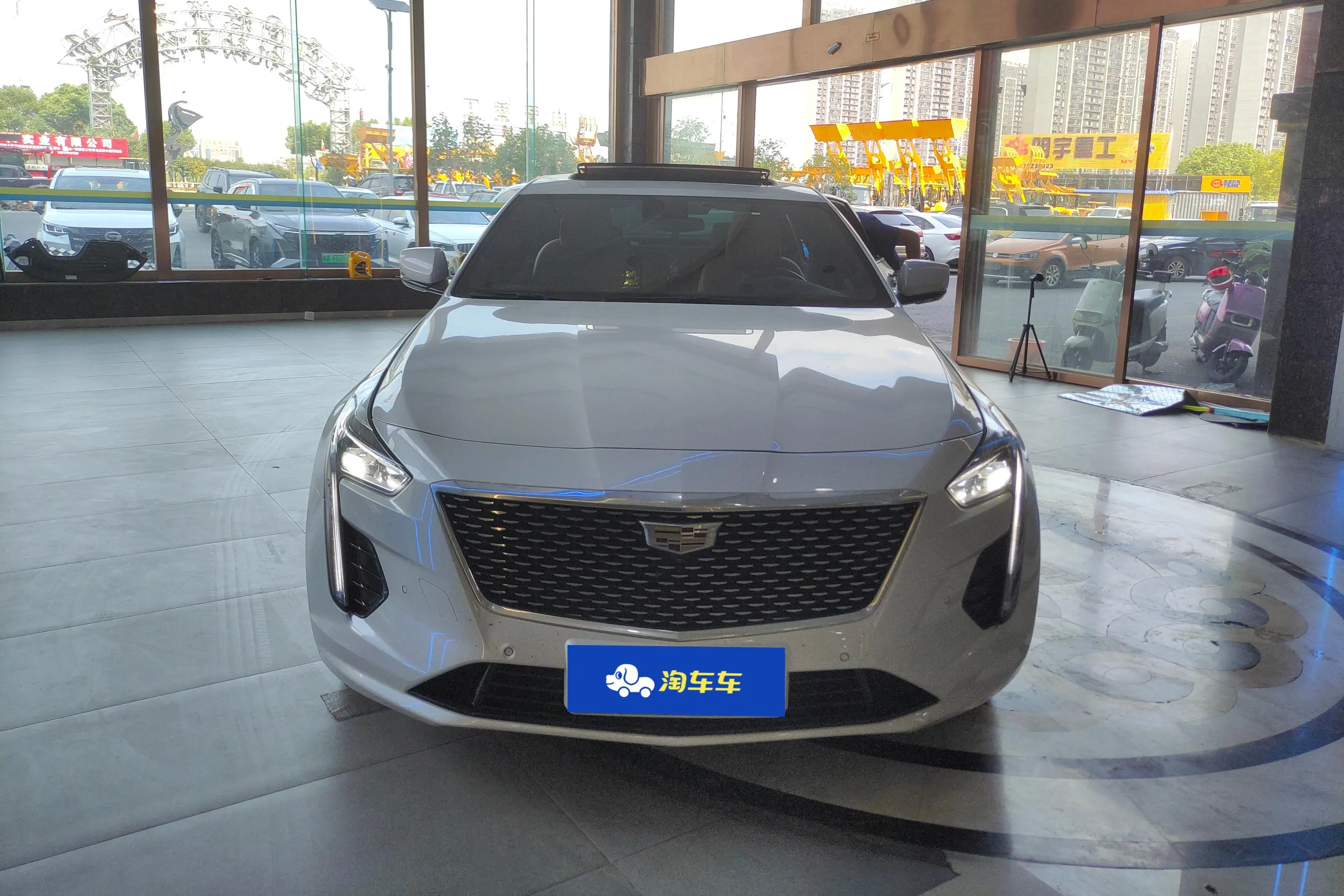 Cadillac CT6