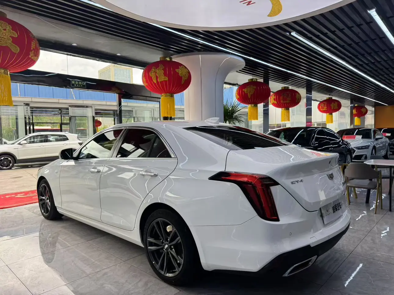 Cadillac CT4