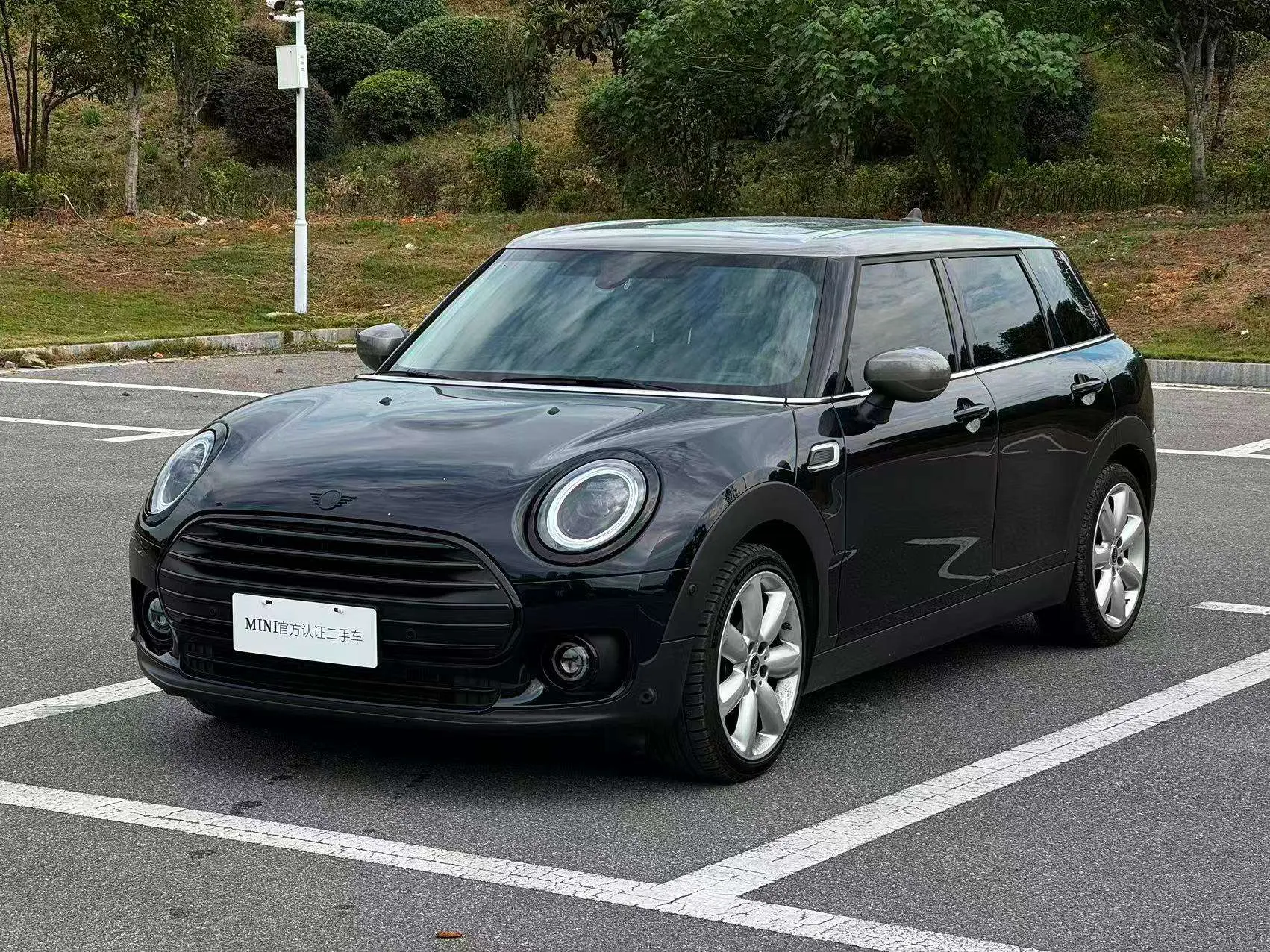 MINI CLUBMAN