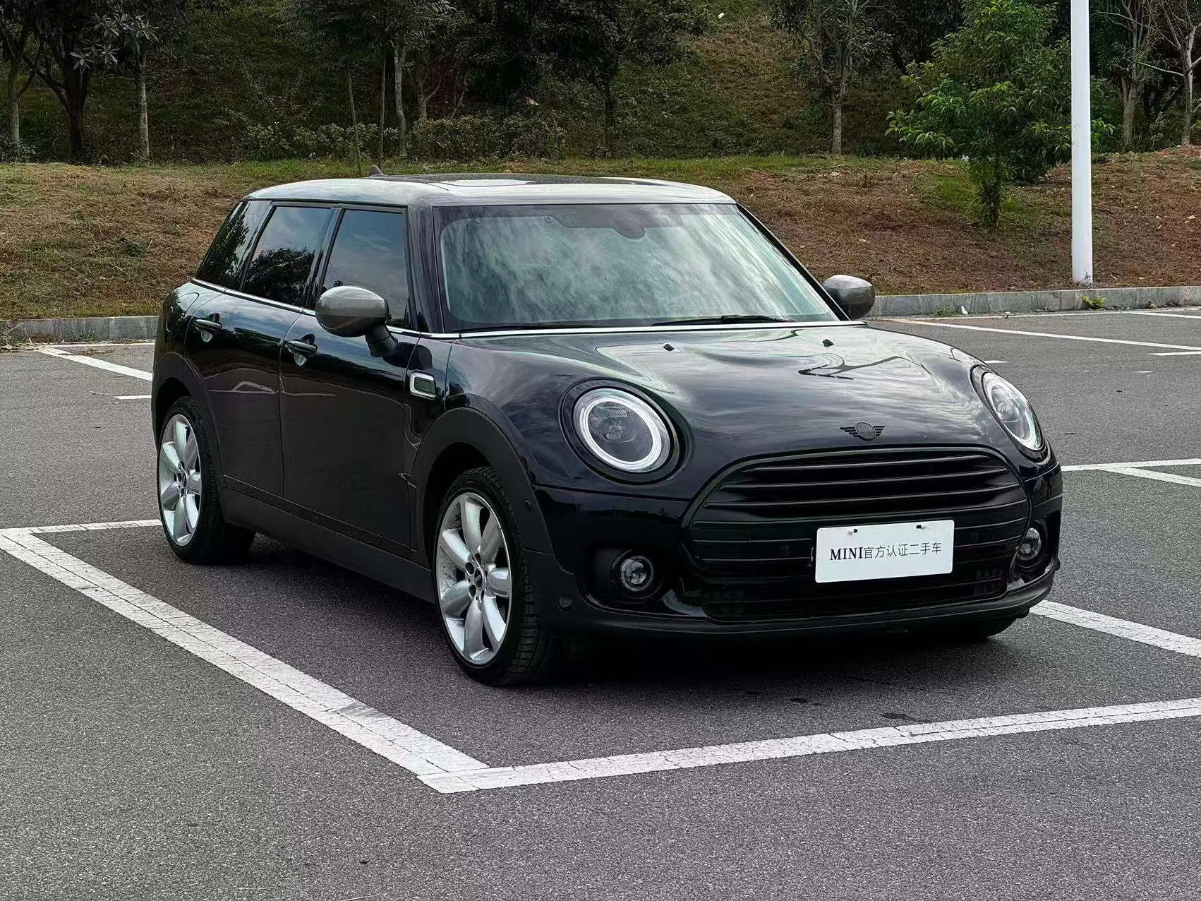 MINI CLUBMAN