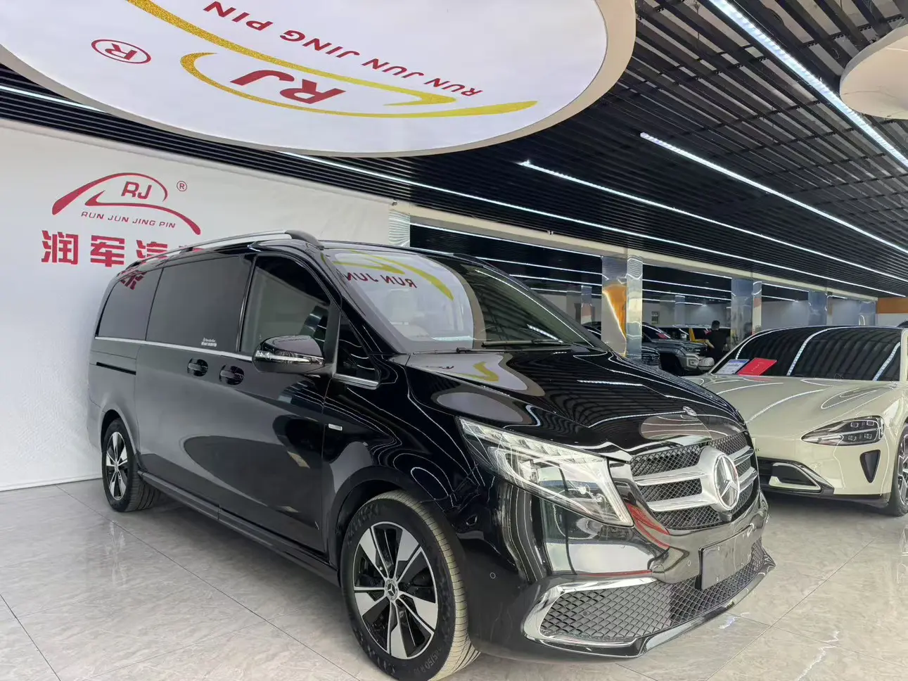 Mercedes-Benz Mercedes Benz V Class