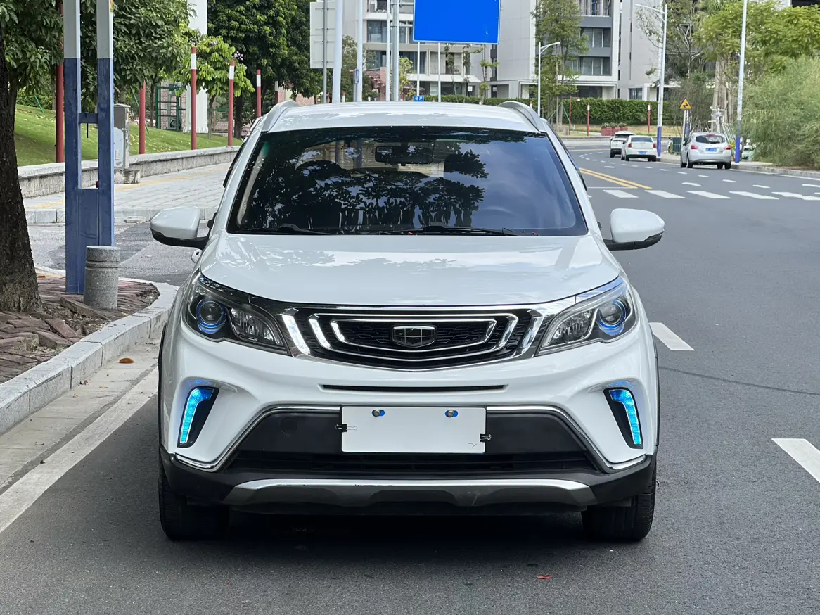 Geely Vision X3  из Китая