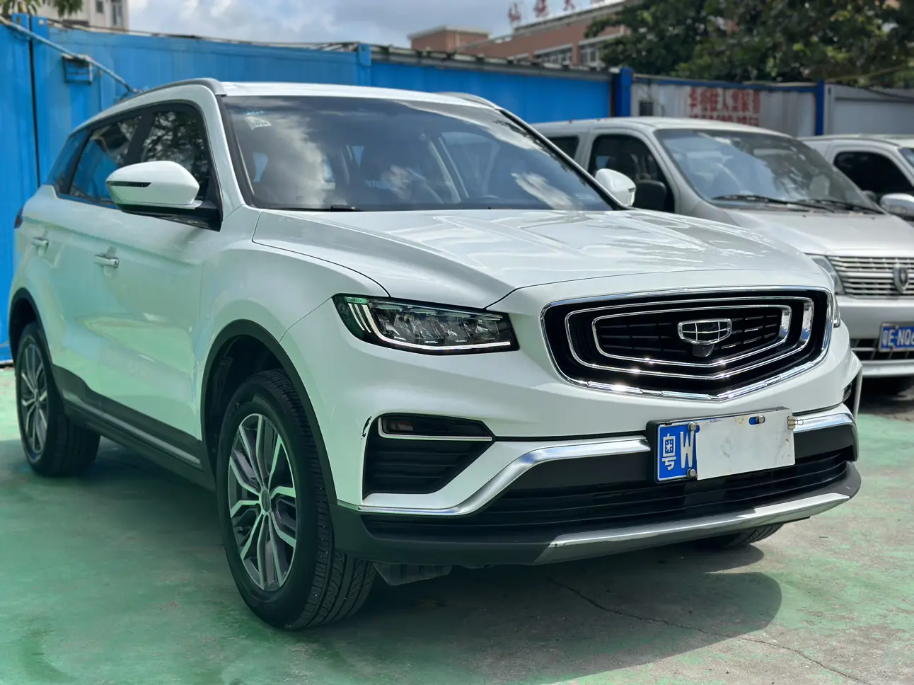 Geely Atlas