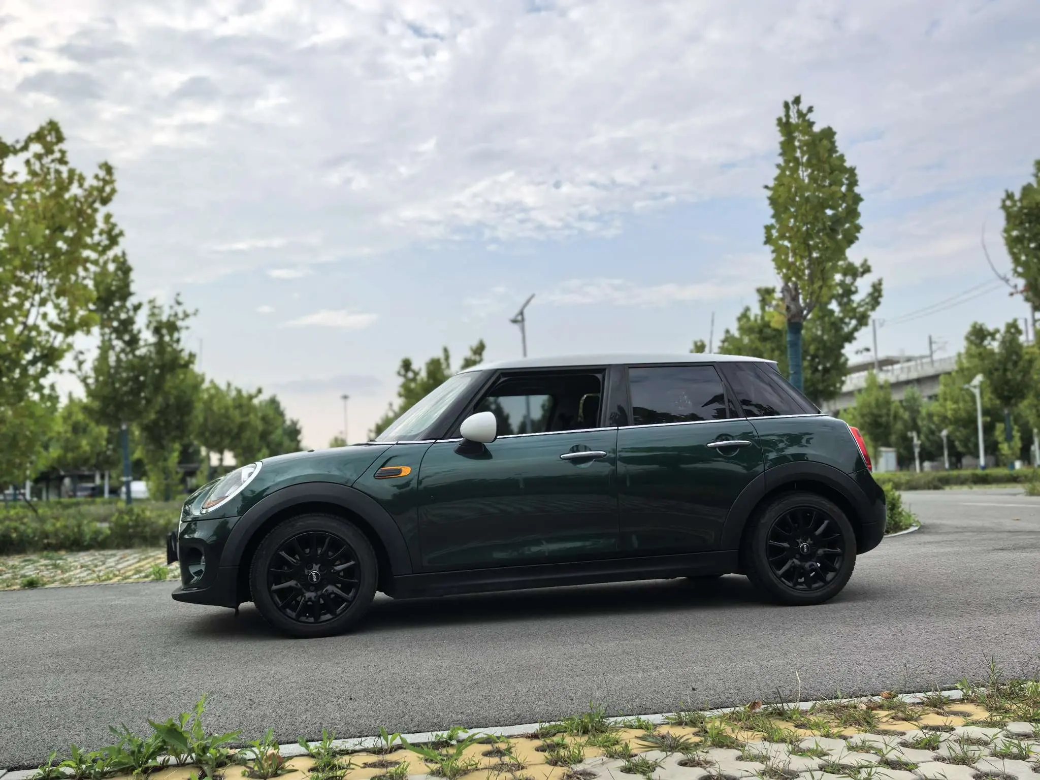 MINI MINI