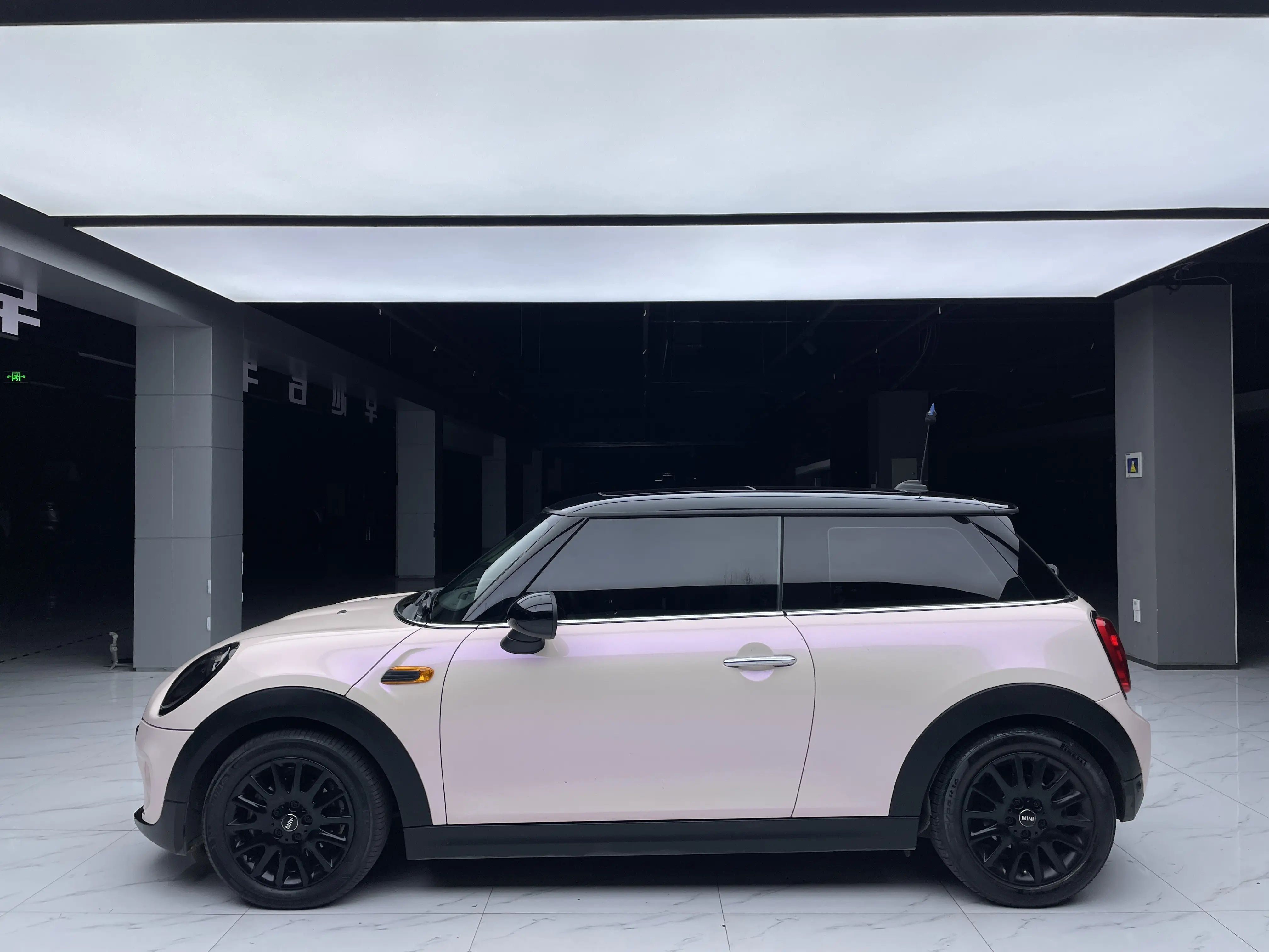 MINI MINI