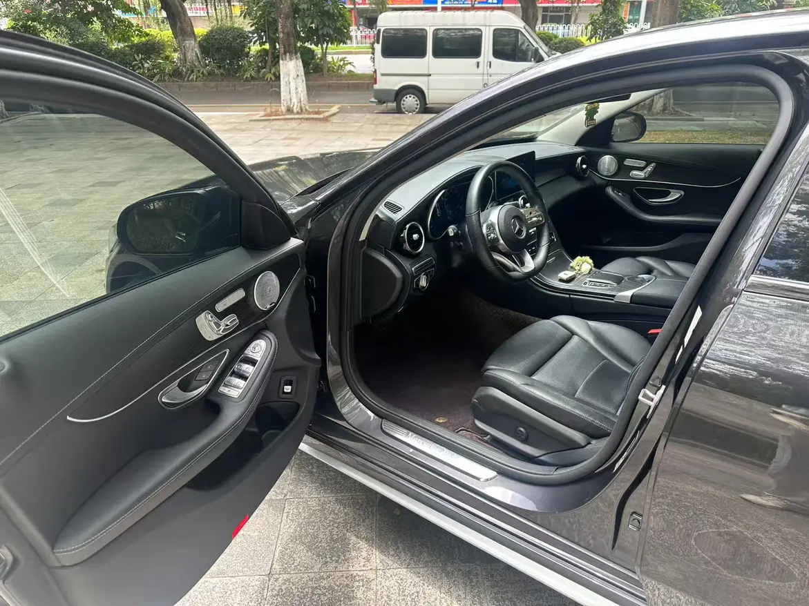 Mercedes-Benz Mercedes Benz C Class