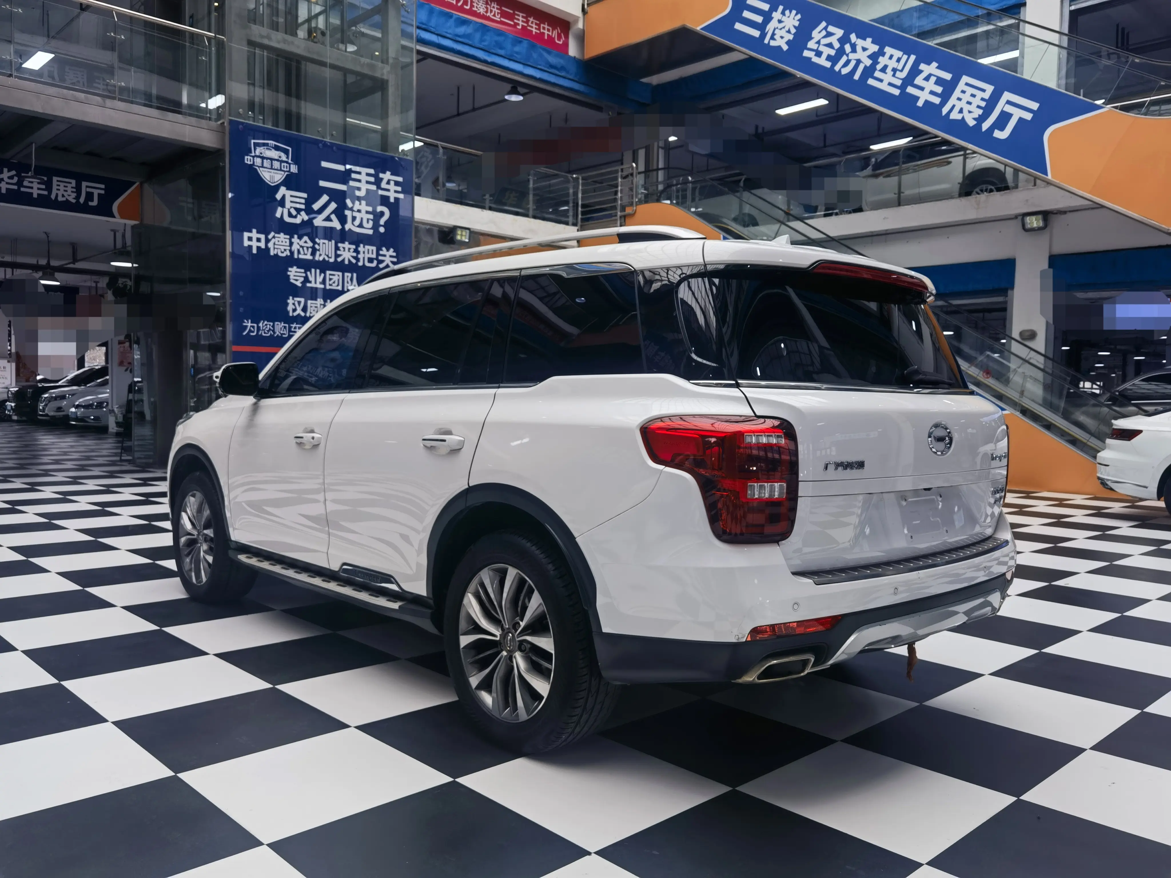 GAC Trumpchi GS8