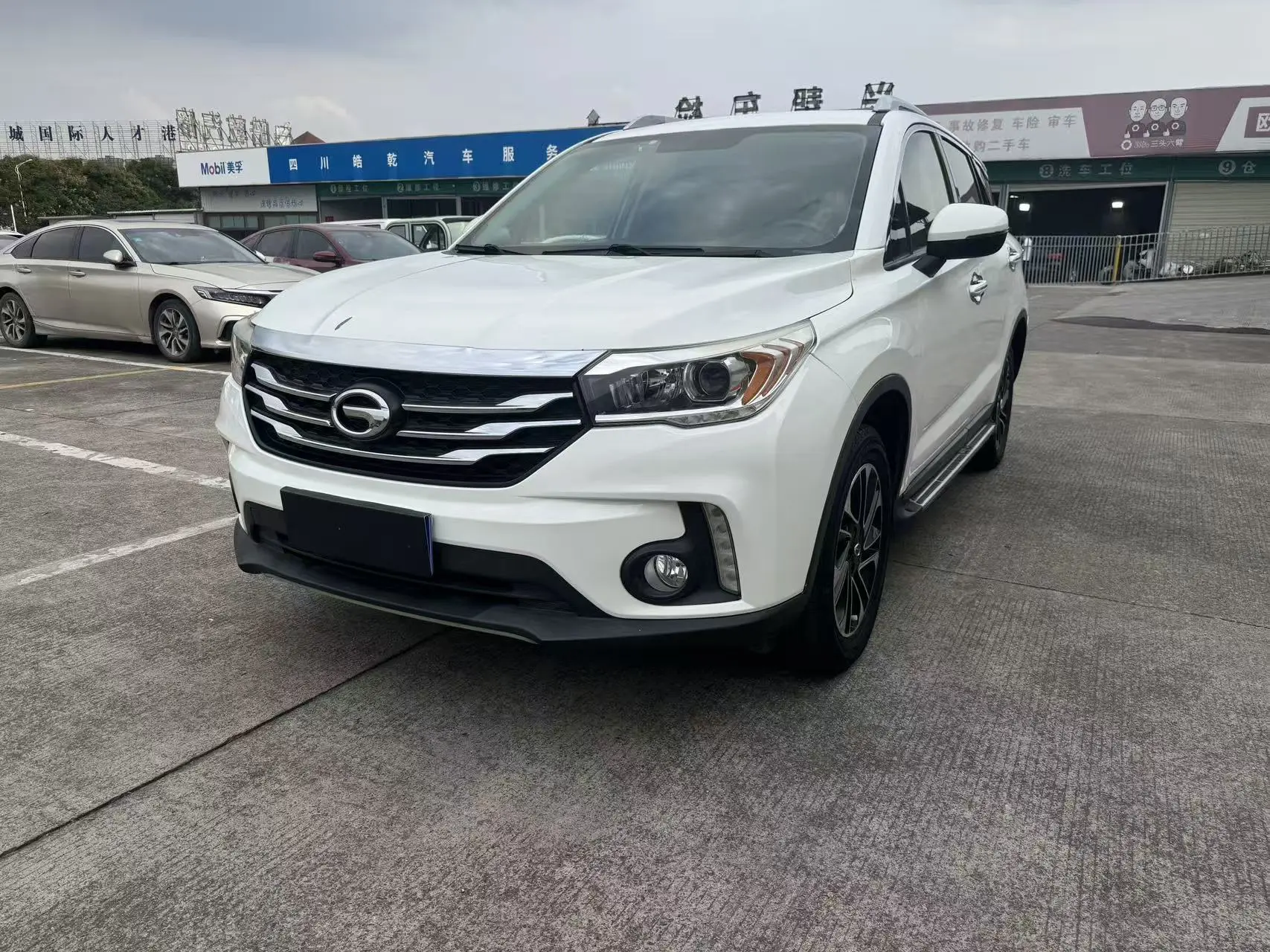 GAC Trumpchi GS4  из Китая