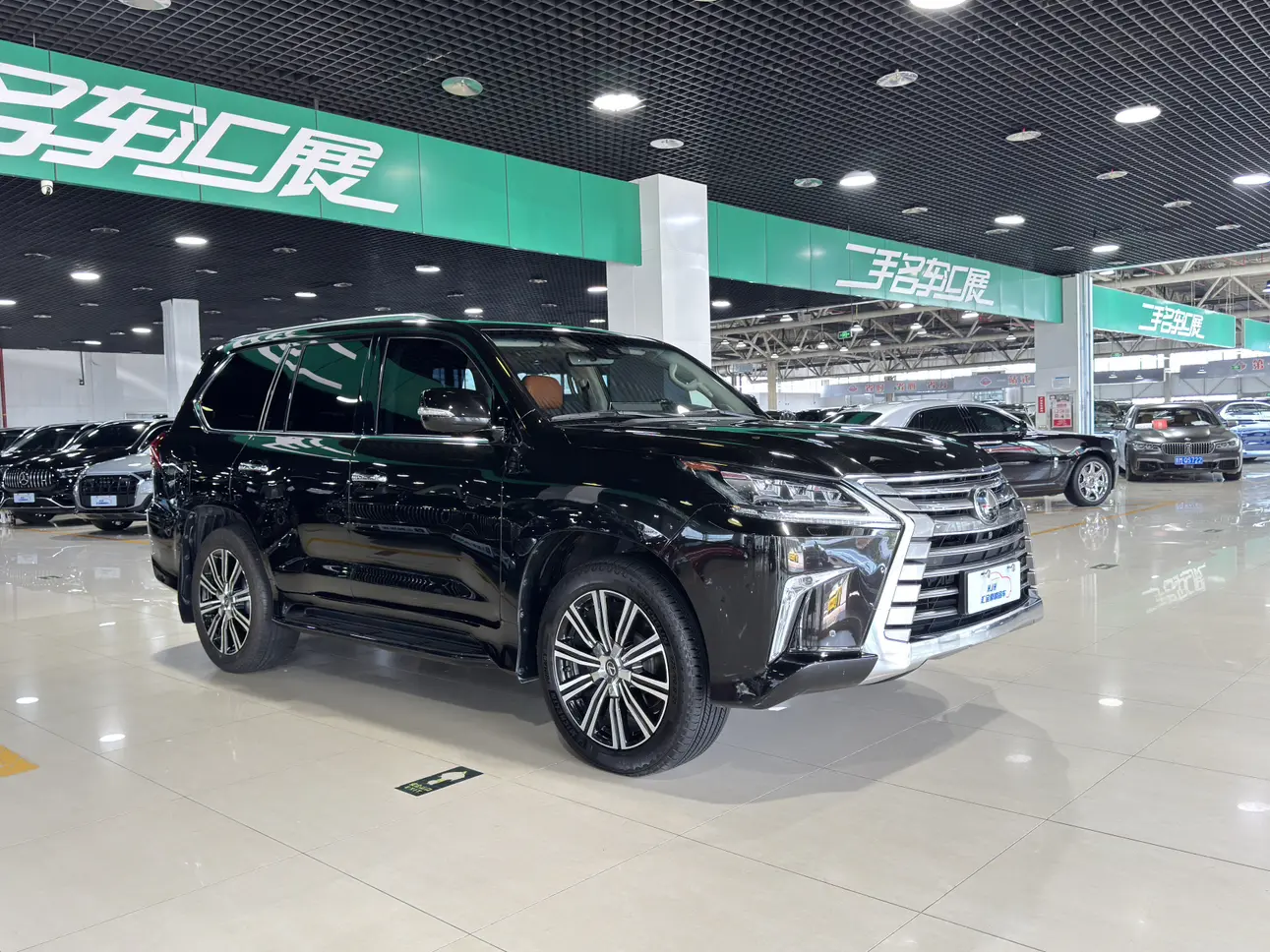 Lexus LX