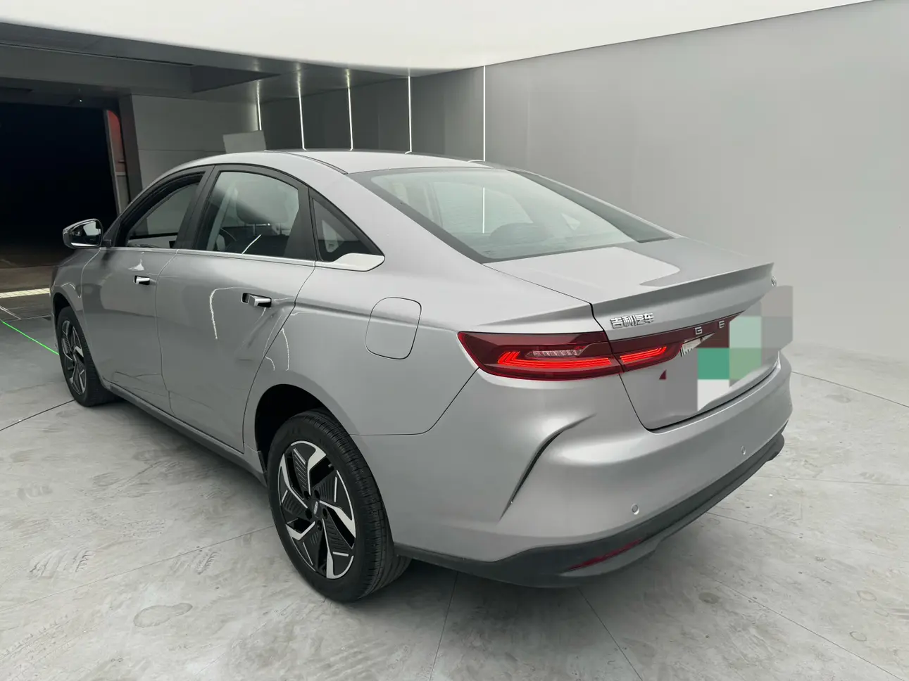 Geely Geometry G6
