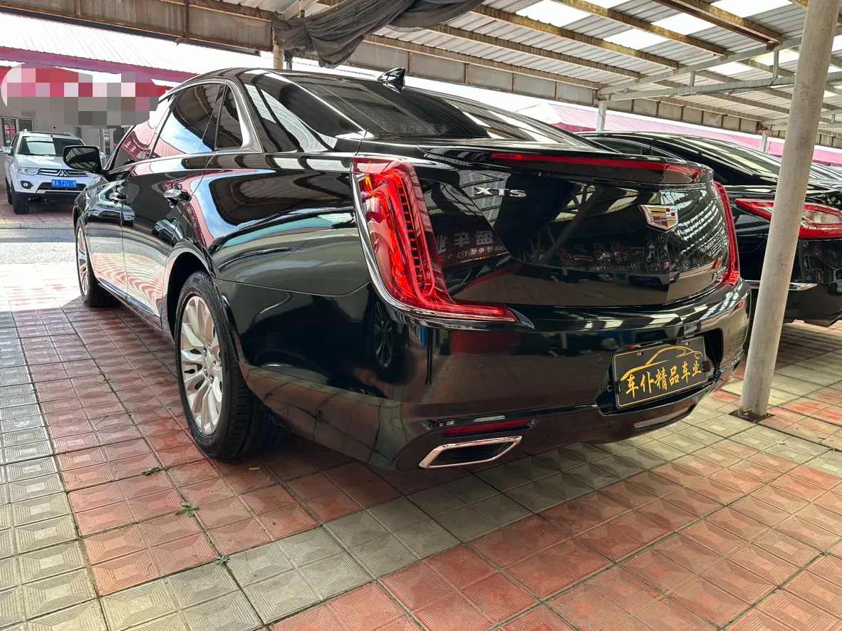 Cadillac XTS
