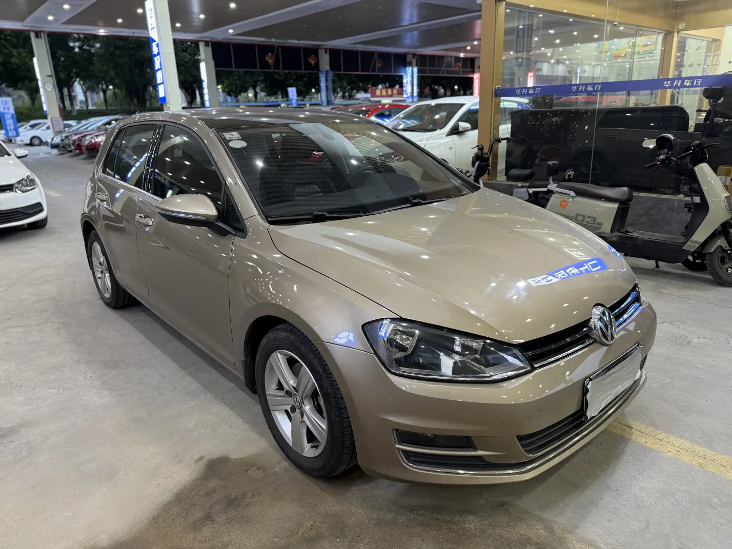 Volkswagen Golf