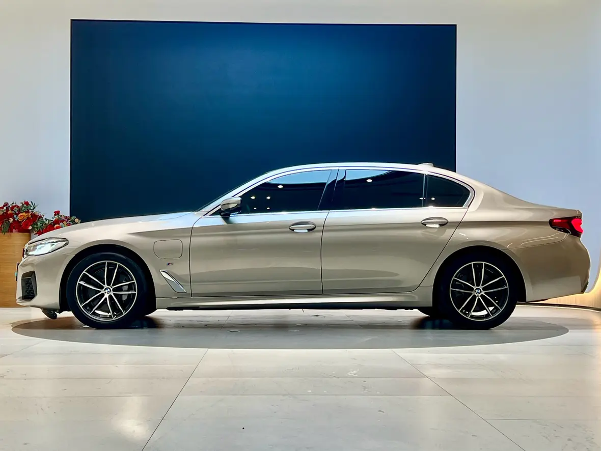 BMW 5 Series PHEV