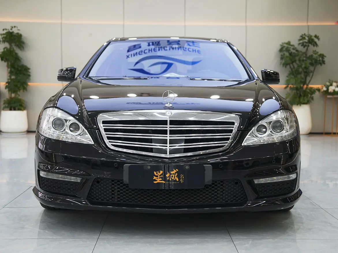 Mercedes-Benz S-Class AMG  из Китая