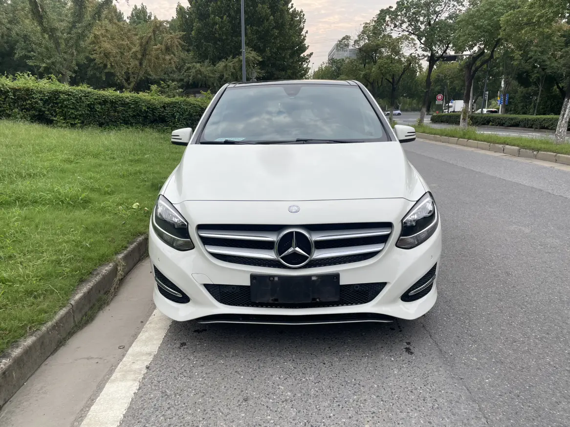 Mercedes-Benz Mercedes Benz B Class  из Китая