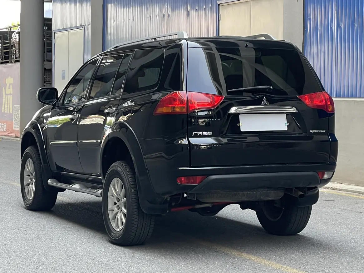 Mitsubishi Pajero Jinchang