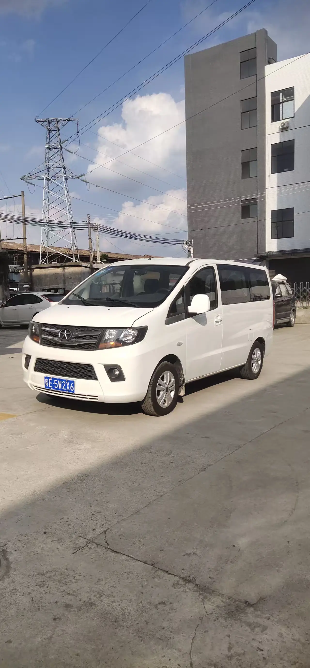 JAC Ruifeng M3  из Китая
