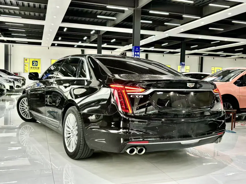 Cadillac CT6