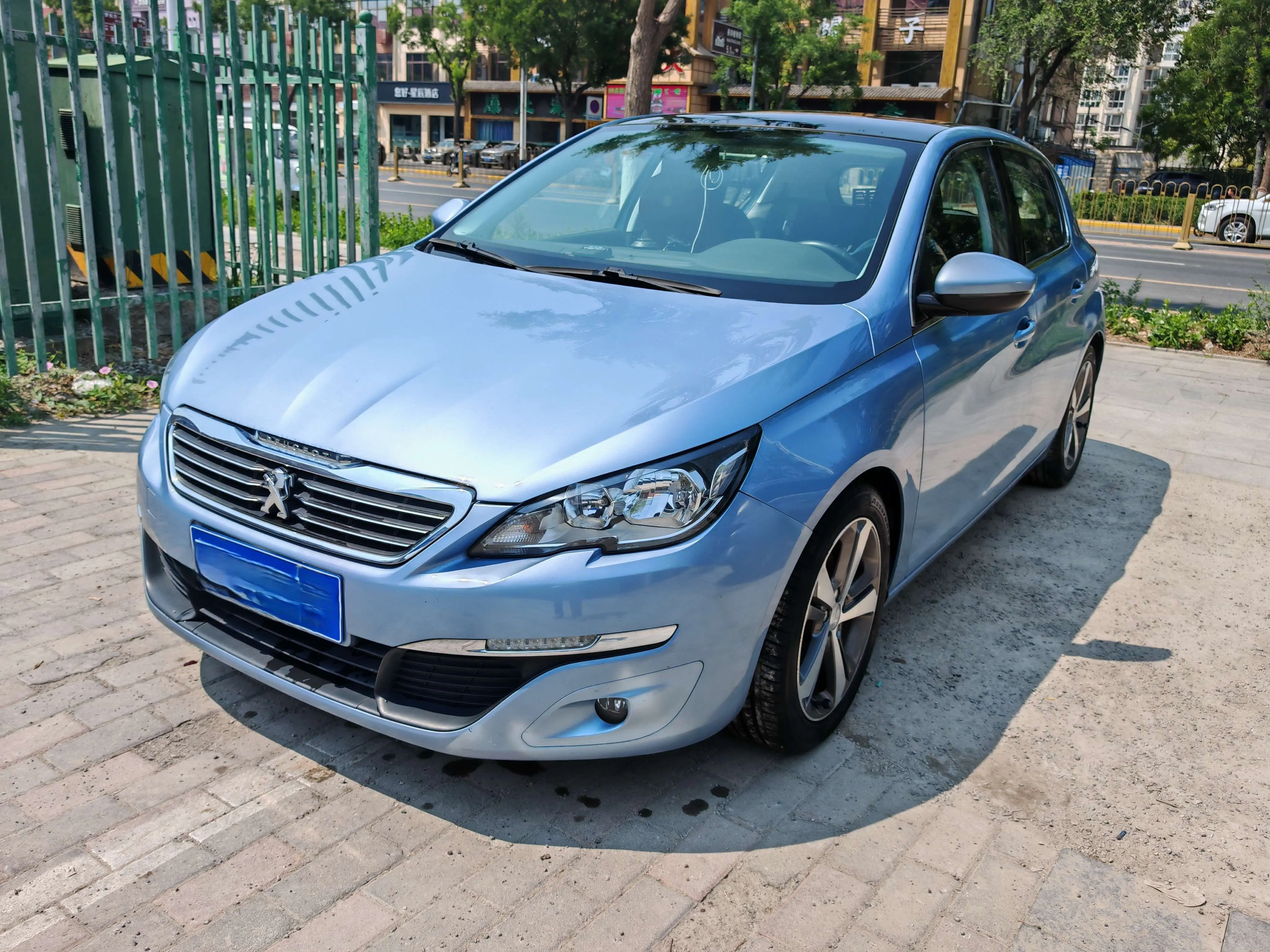 Peugeot 308S