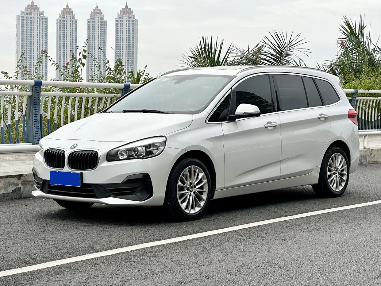 BMW 2 series multifunctional station wagon  из Китая