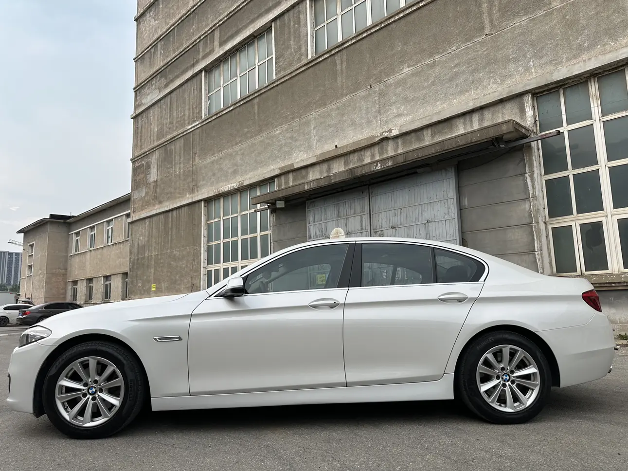 BMW 5 Series (imported)