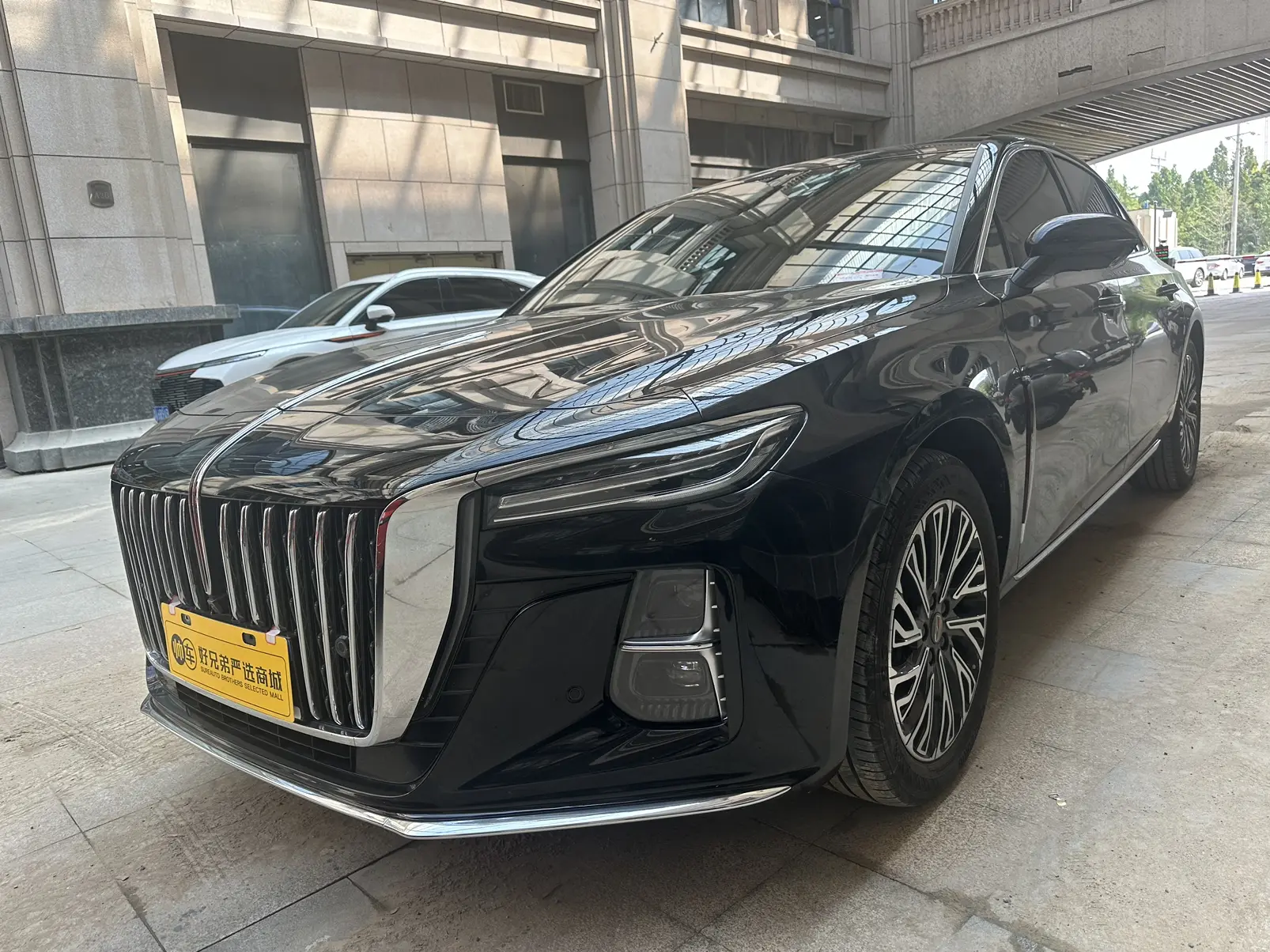 Hongqi H5