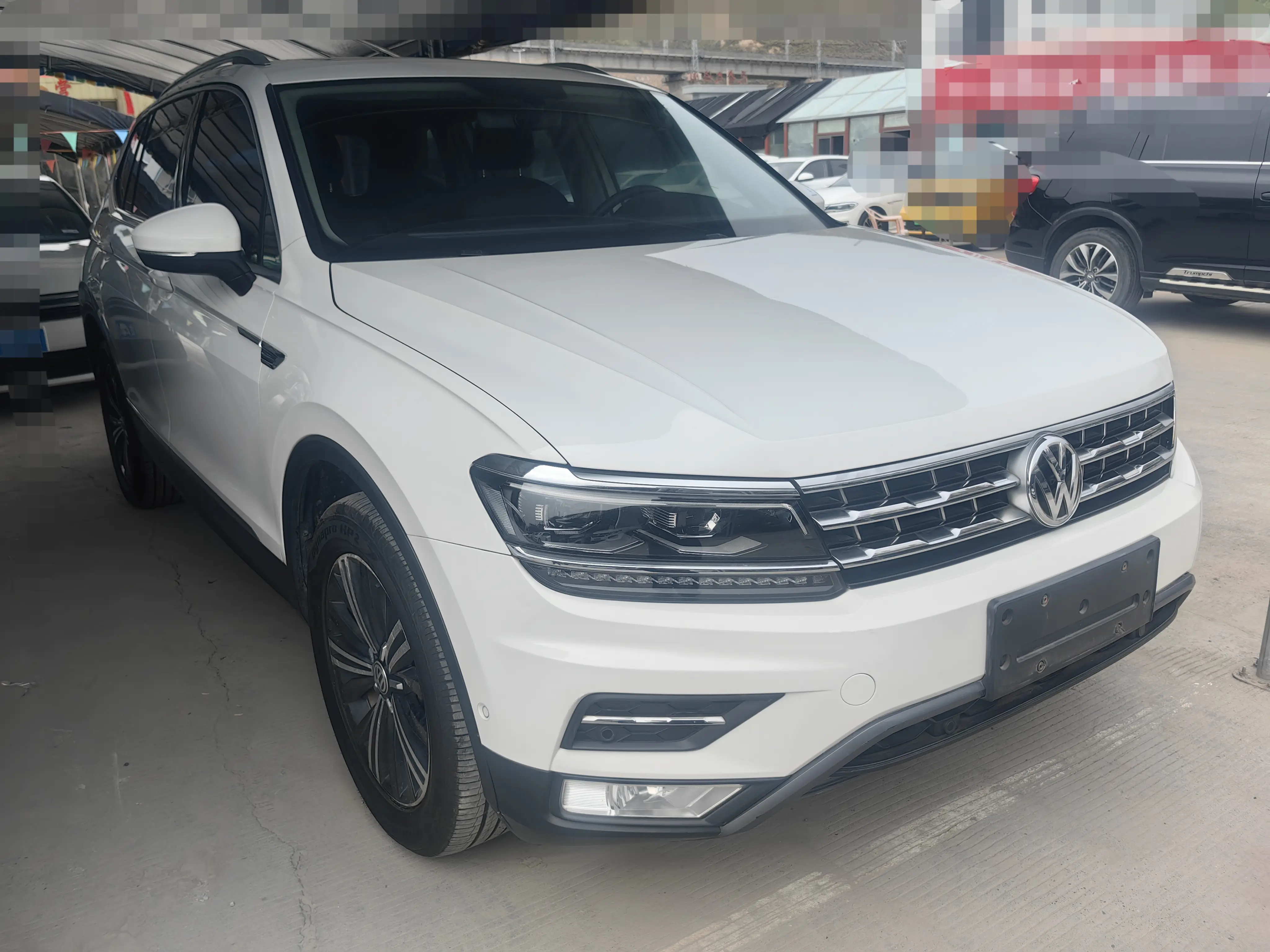 Volkswagen Tiguan L
