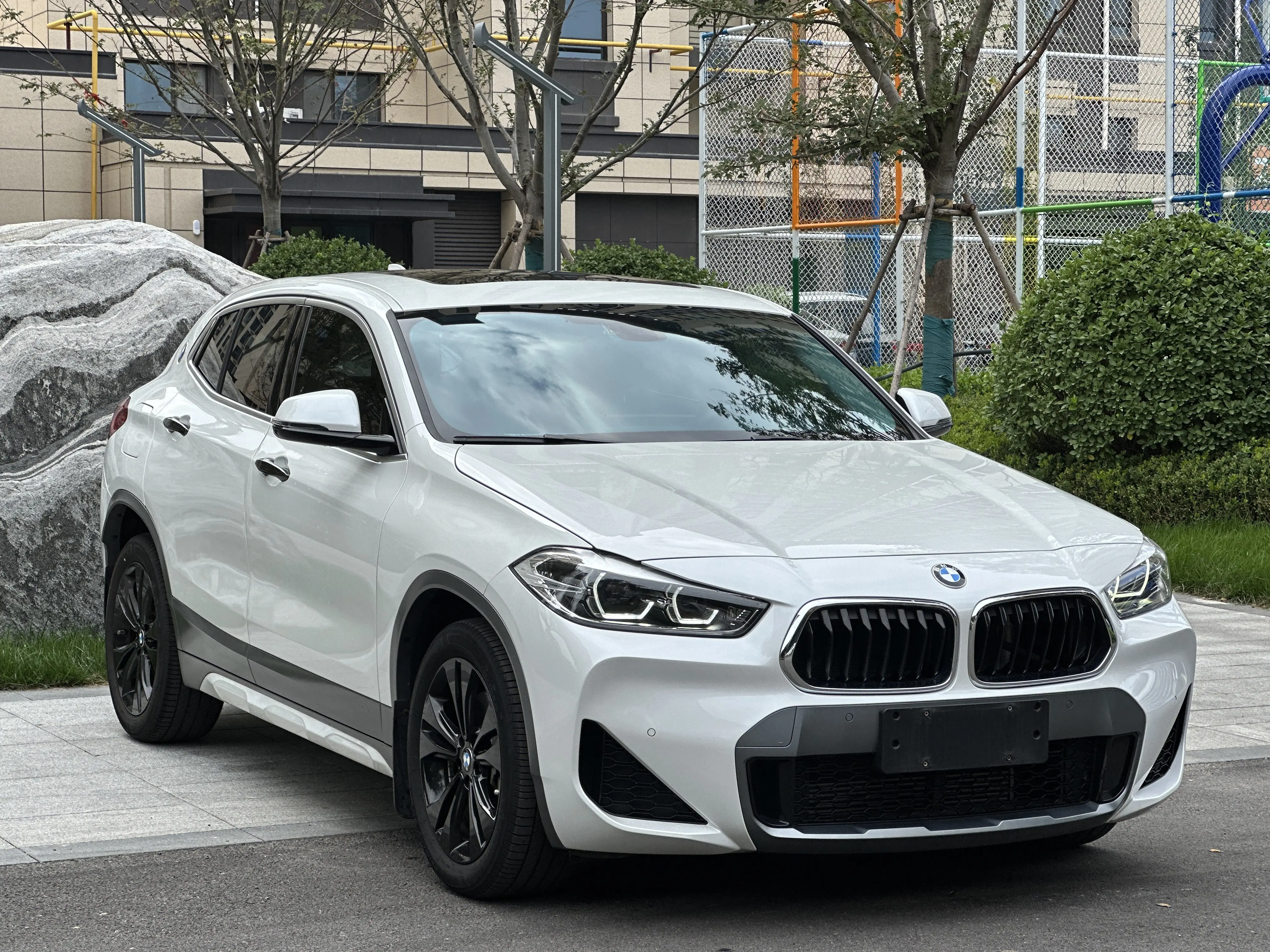 BMW X2