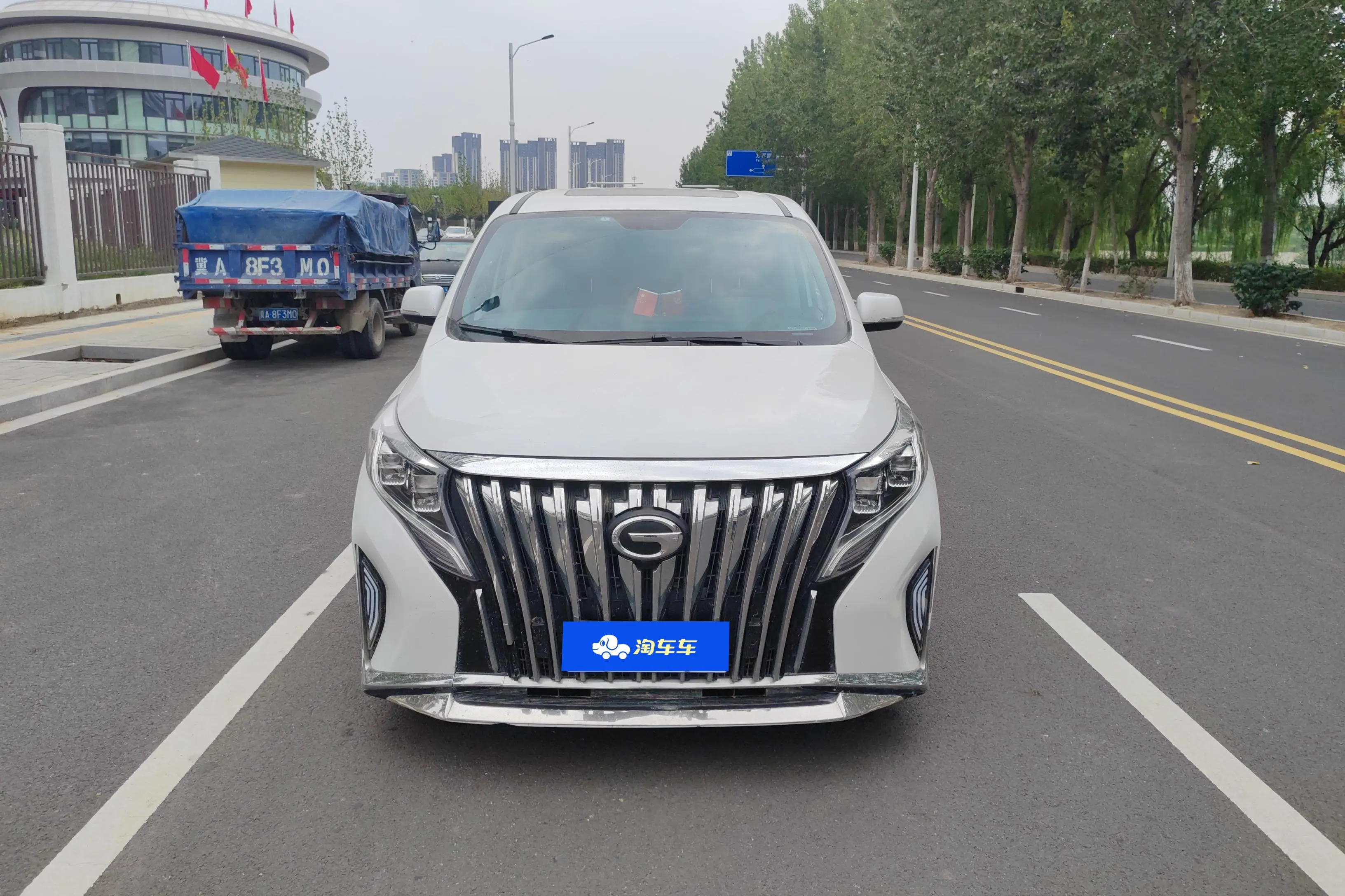 GAC Trumpchi M8  из Китая