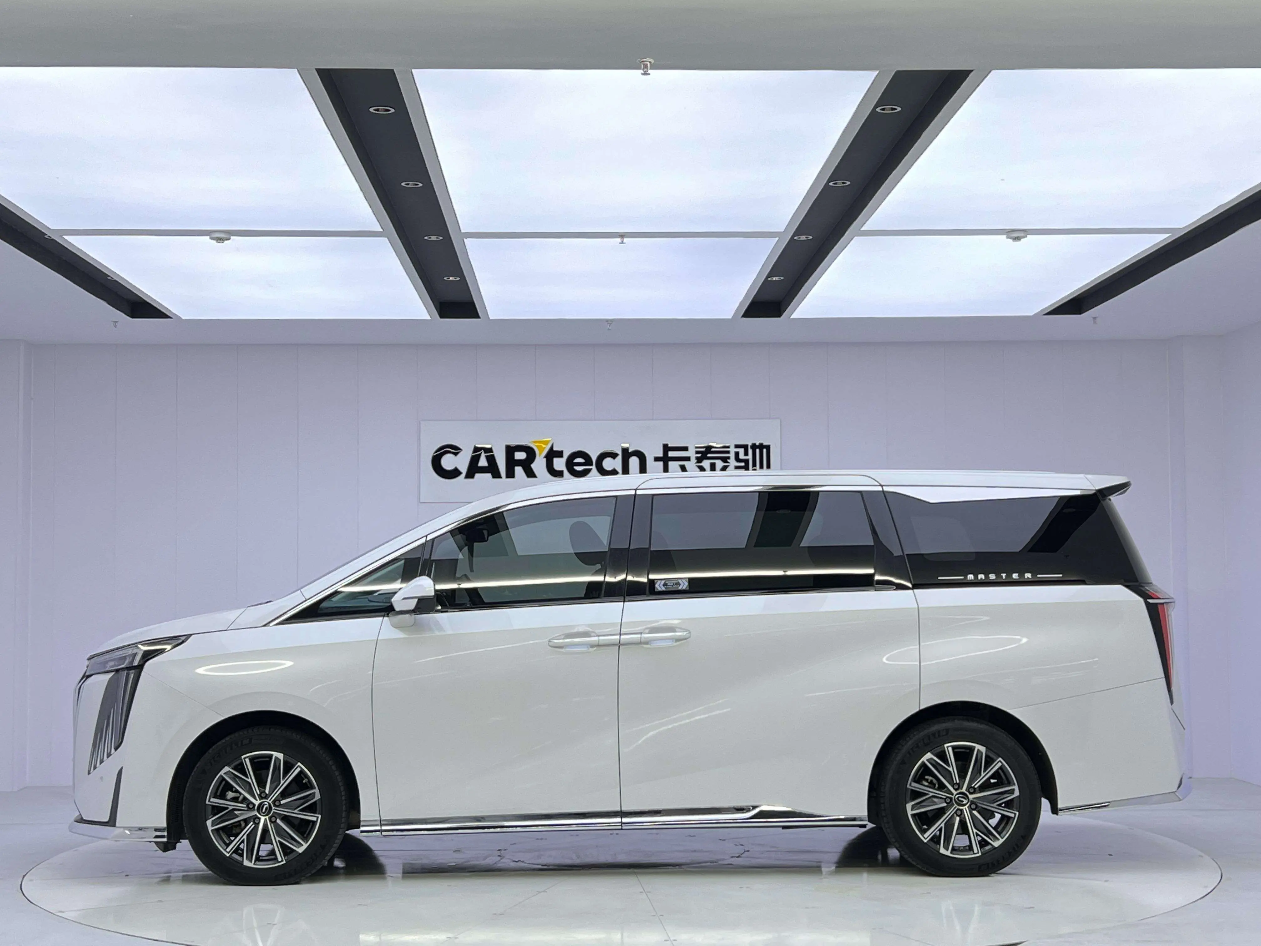 GAC Trumpchi M8