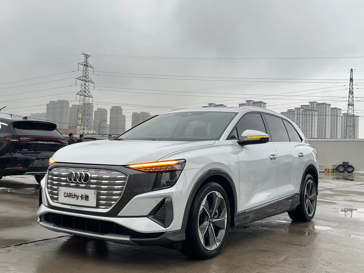 Audi Q5 e-tron