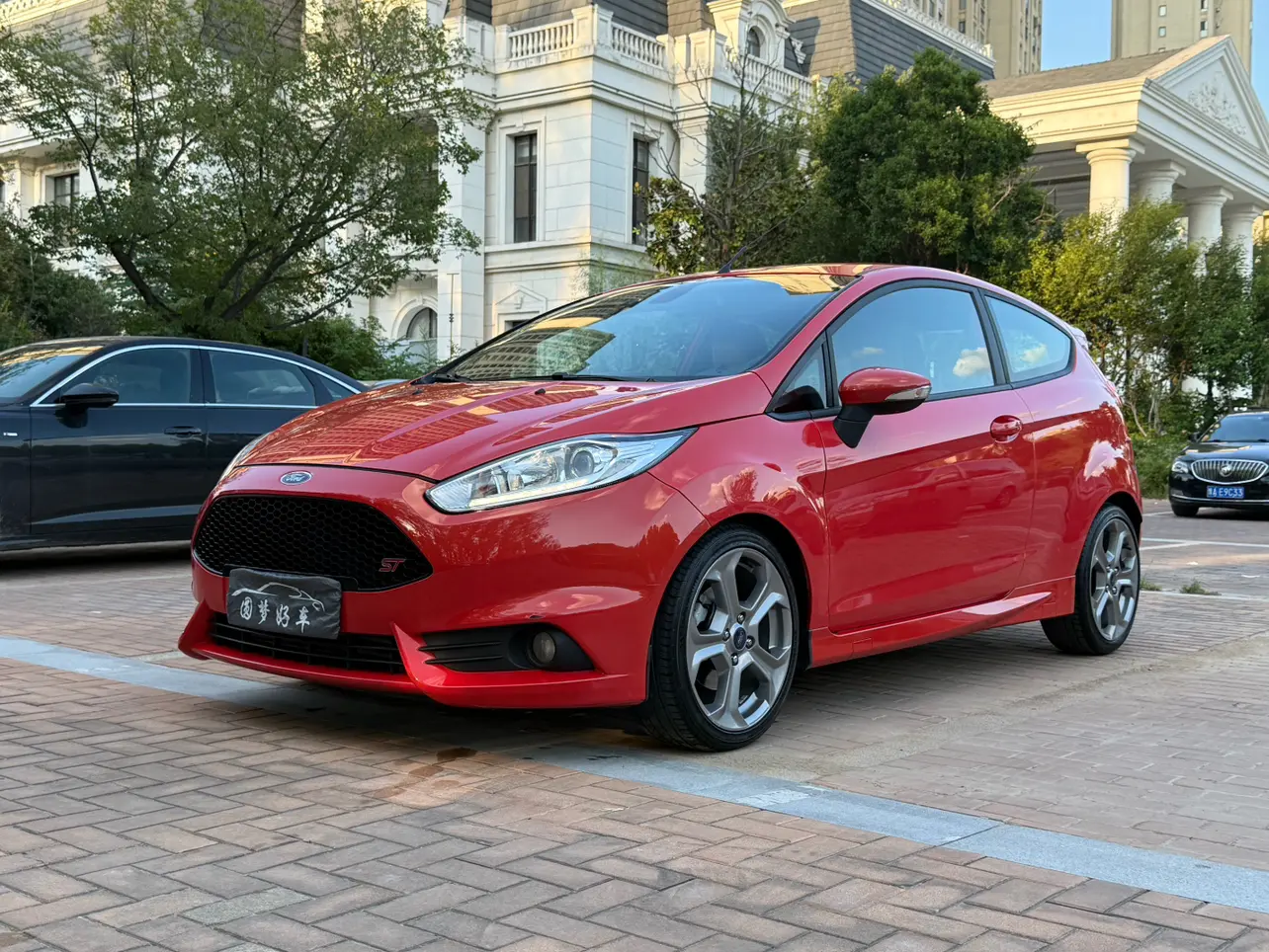 Ford Carnival (imported)