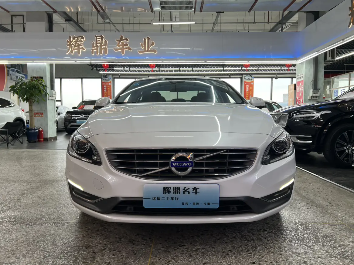 Volvo S60