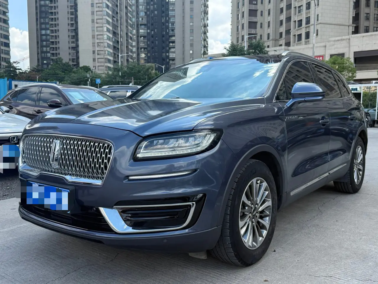 Lincoln Voyager (imported)