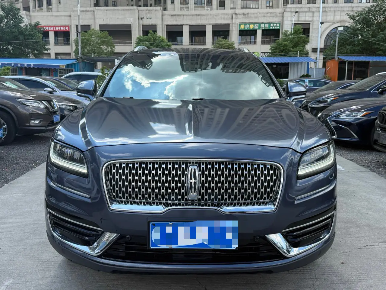 Lincoln Voyager (imported)