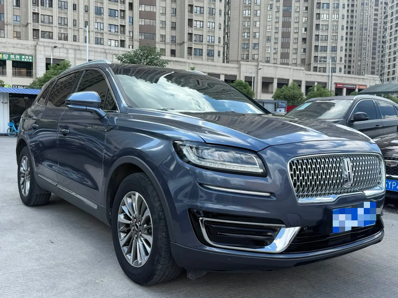 Lincoln Voyager (imported)