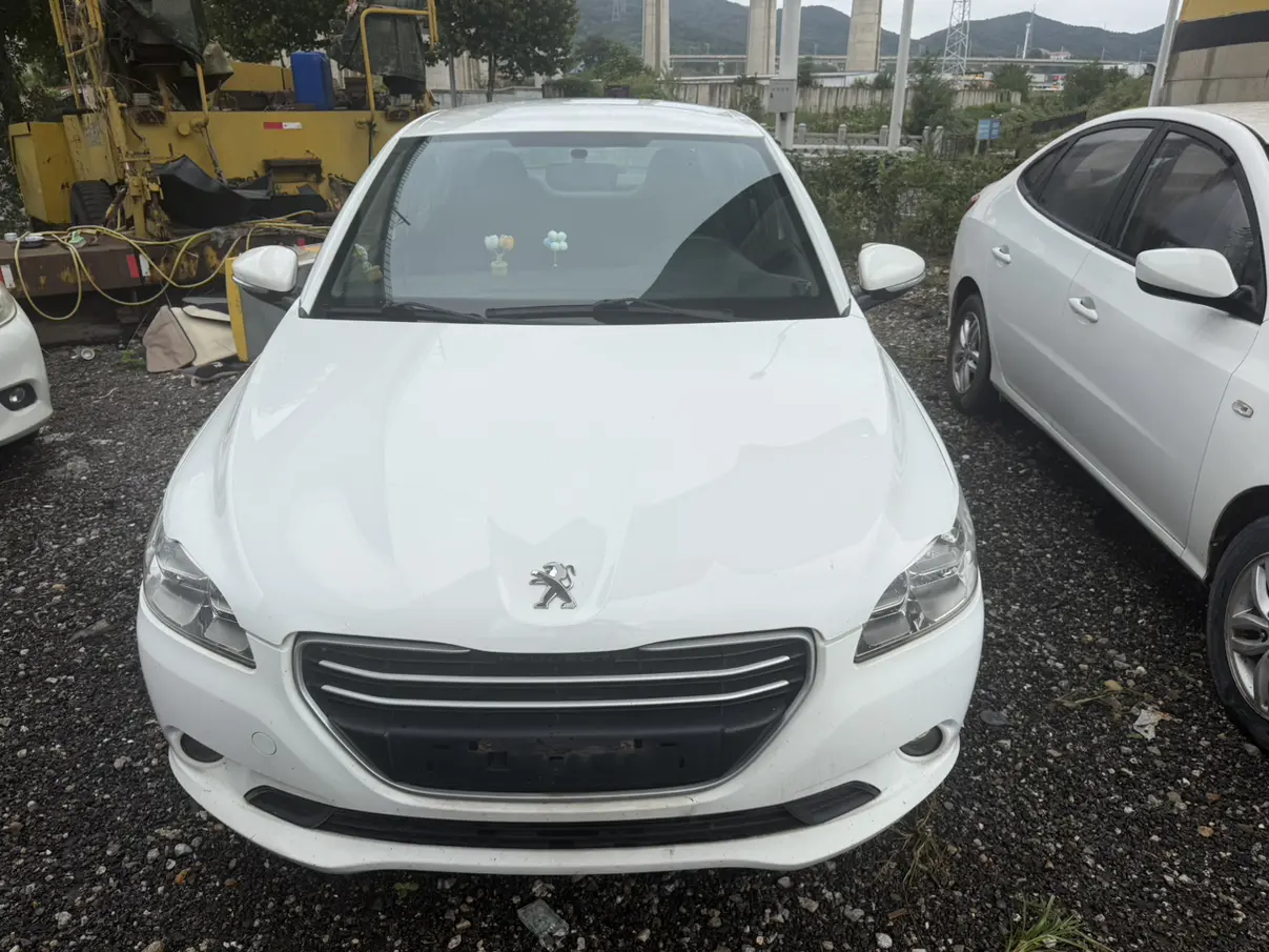 Peugeot 301