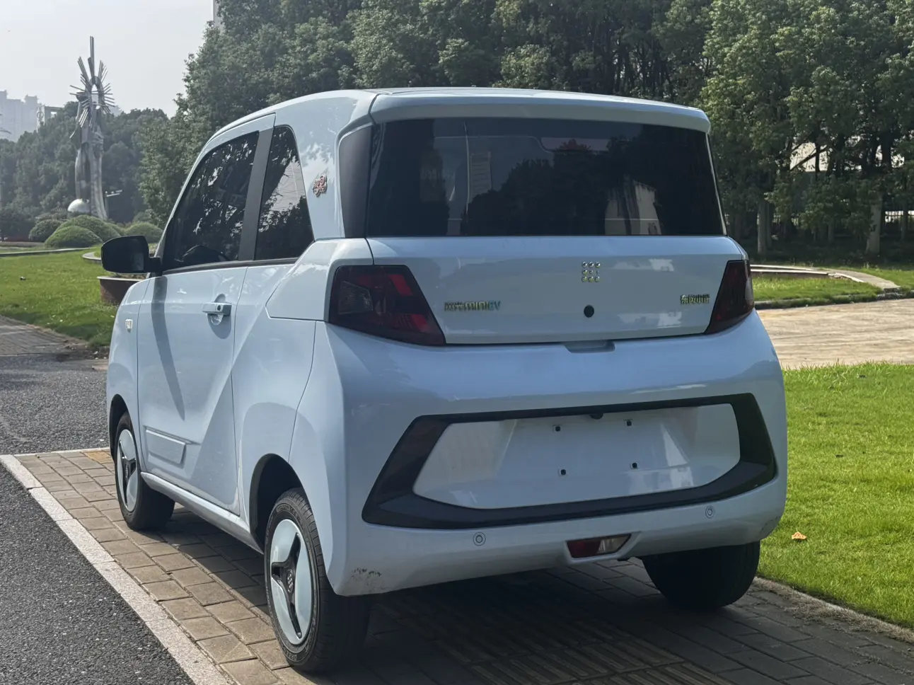 Dongfeng Scenery MINIEV