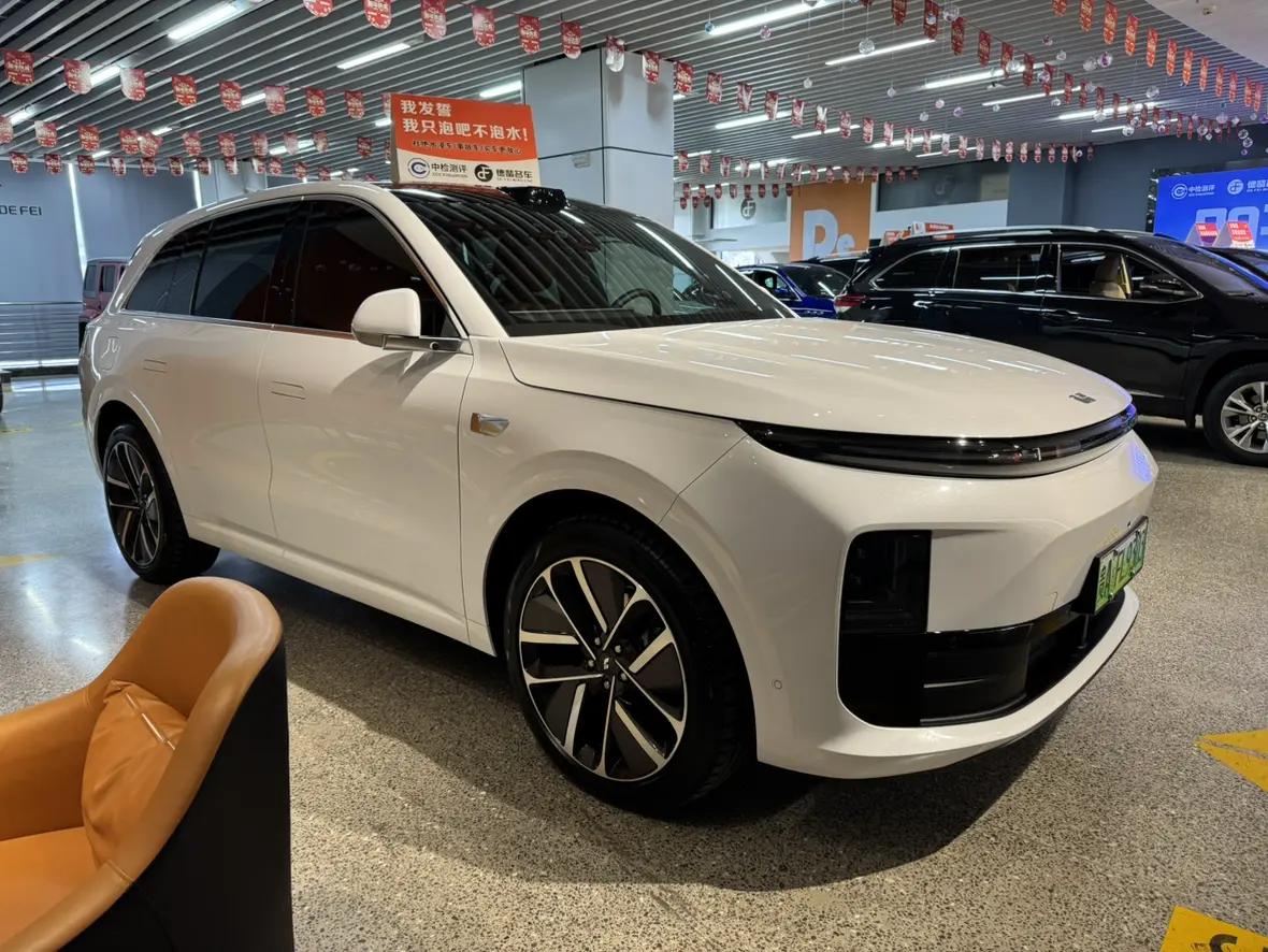 Lixiang L6