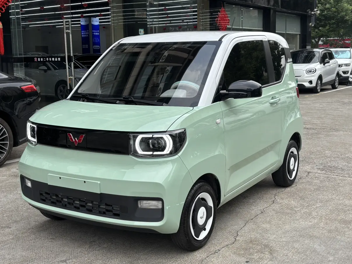 Wuling Hongguang MINIEV  из Китая