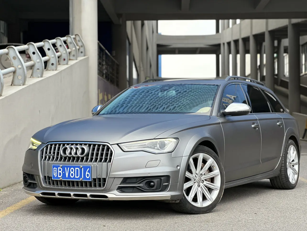 Audi A6 (imported)